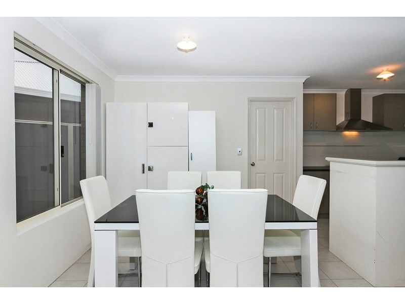 89 Kawana Avenue, Maddington WA 6109