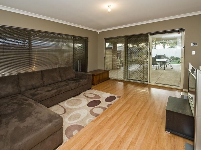 7 Ralphs Street, Seville Grove WA 6112