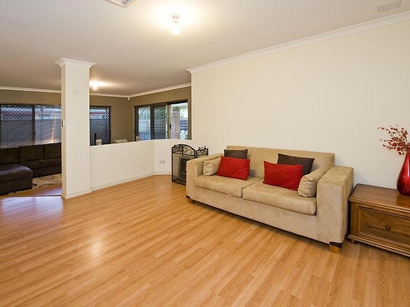 7 Ralphs Street, Seville Grove WA 6112