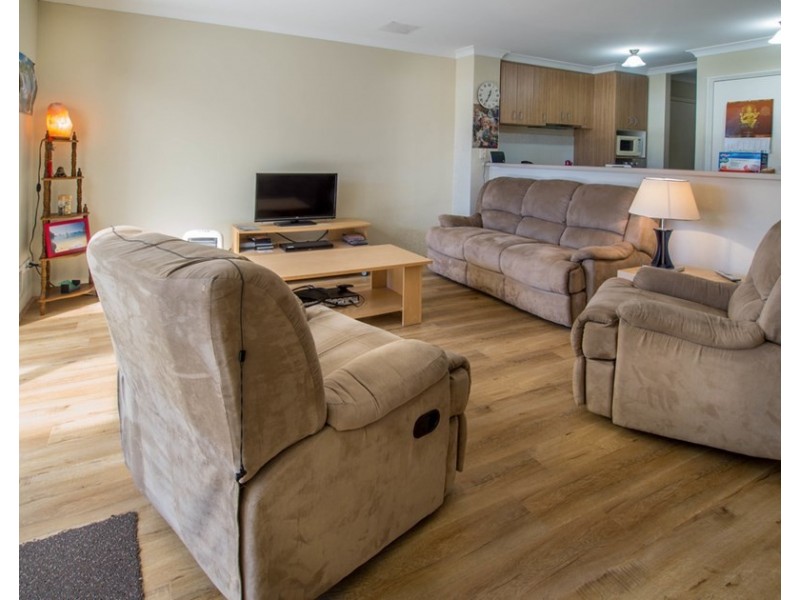 67/191 Railway Avenue, Kelmscott WA 6111