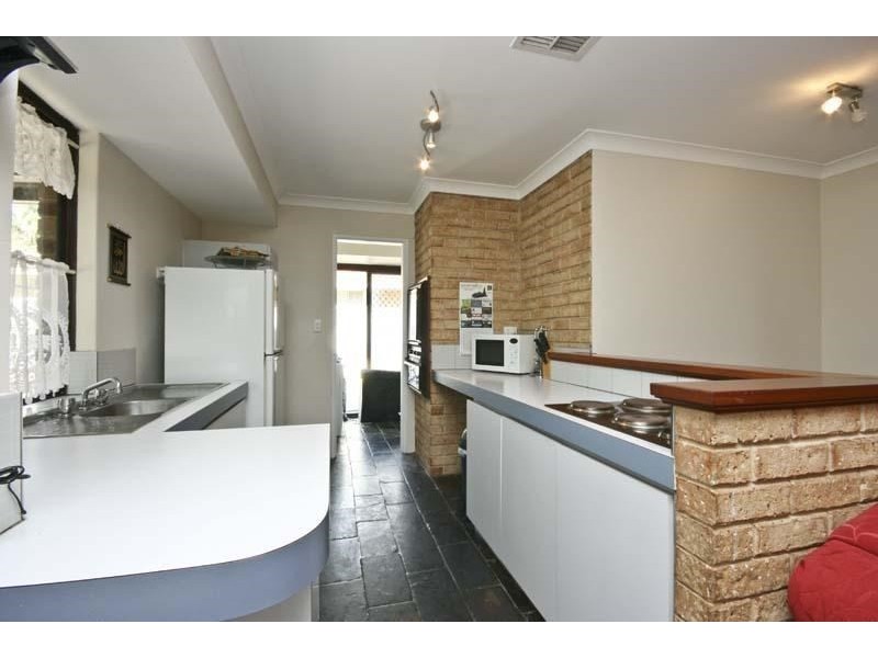 21 Aldworth Crescent, Gosnells WA 6110