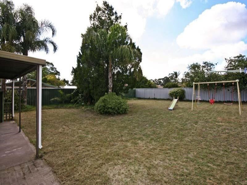 21 Aldworth Crescent, Gosnells WA 6110