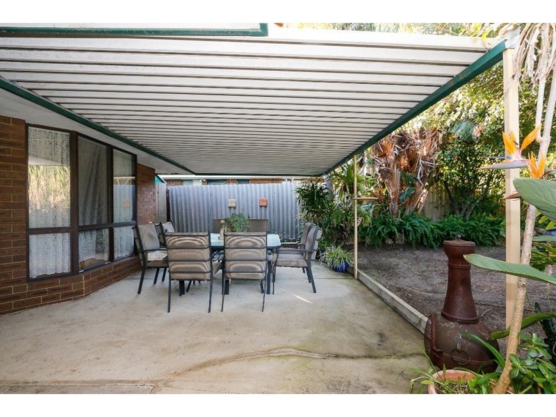 27 James Street, Gosnells WA 6110