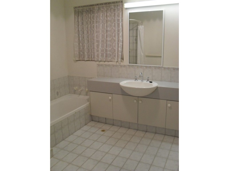 14/8 Heron Place, Maddington WA 6109