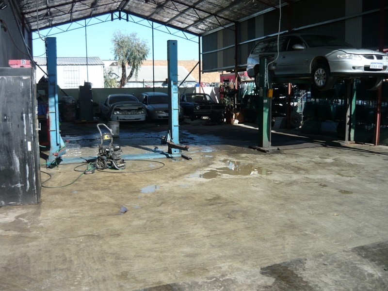 13 Carole Road, Maddington WA 6109