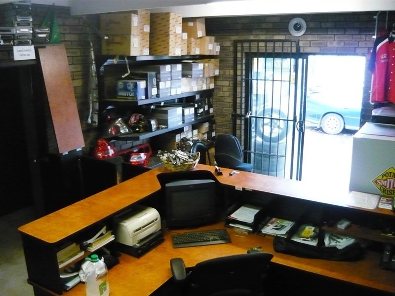 13 Carole Road, Maddington WA 6109