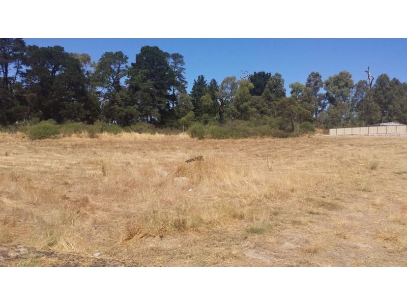 15 Jacaranda Loop, Collie WA 6225