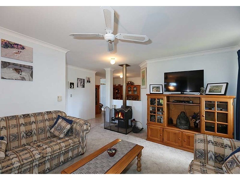 5 Curalo Mews, South Lake WA 6164