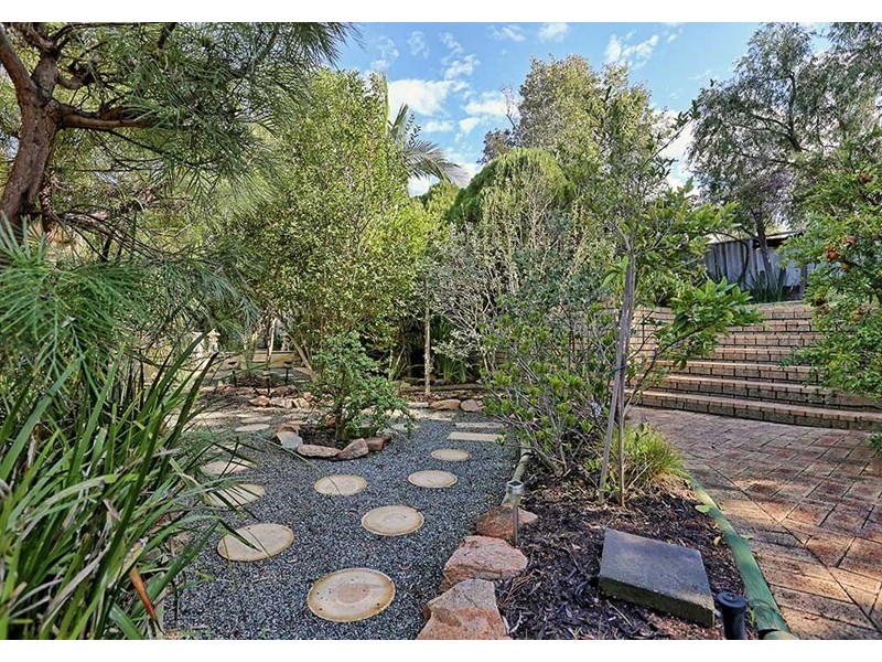 5 Curalo Mews, South Lake WA 6164