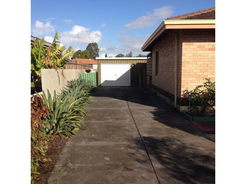 48 Spring Road, Thornlie WA 6108