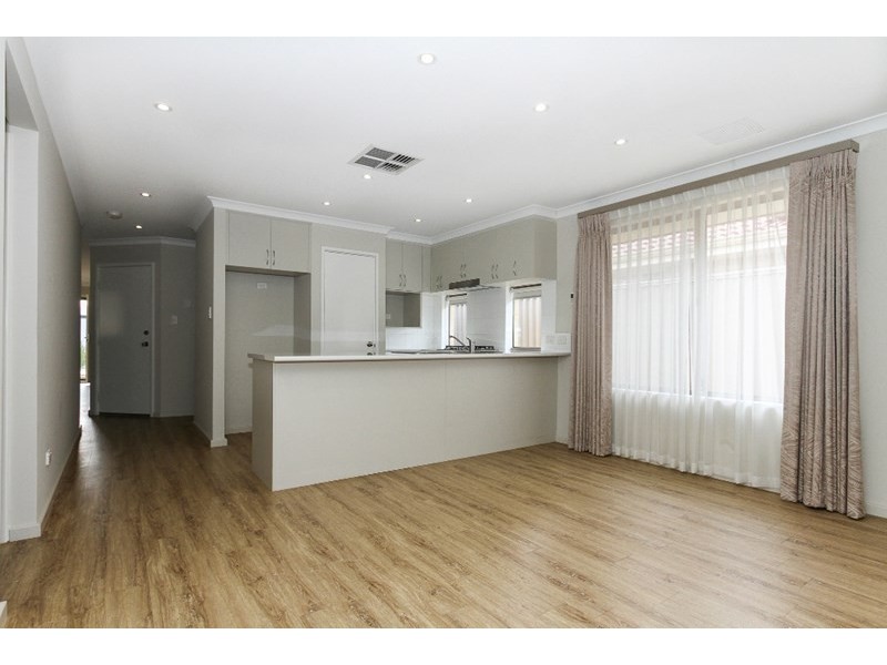 10 Lendich Pass, Maddington WA 6109