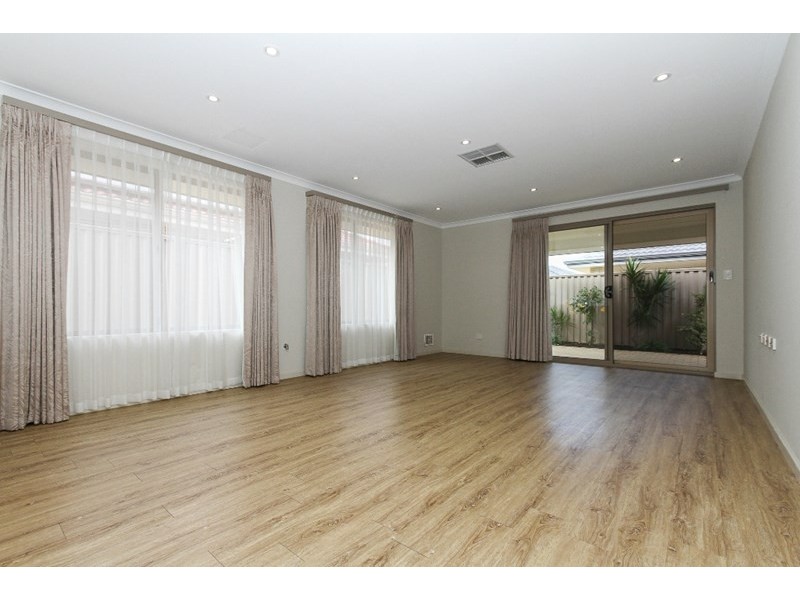 10 Lendich Pass, Maddington WA 6109