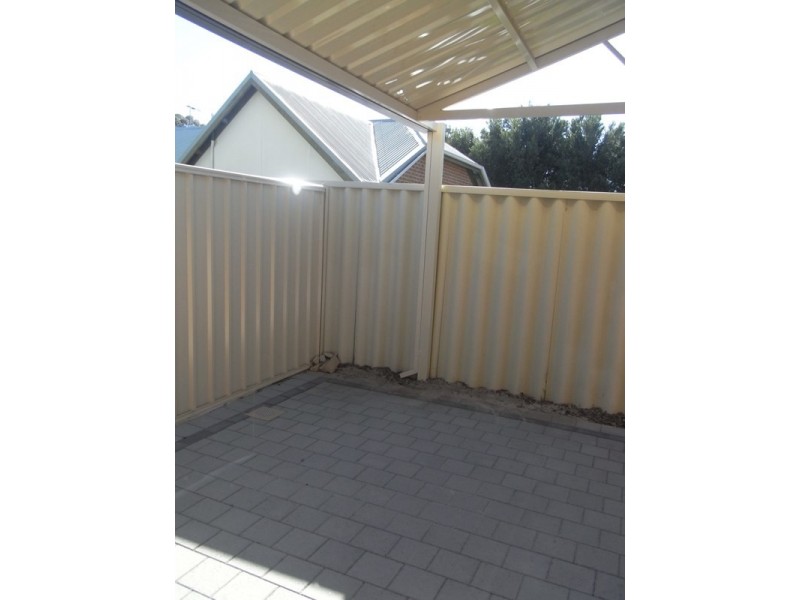 5/102 Westfield Road, Kelmscott WA 6111