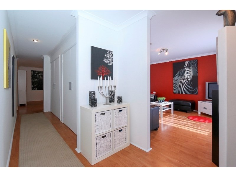 6 Hynes Court, Huntingdale WA 6110