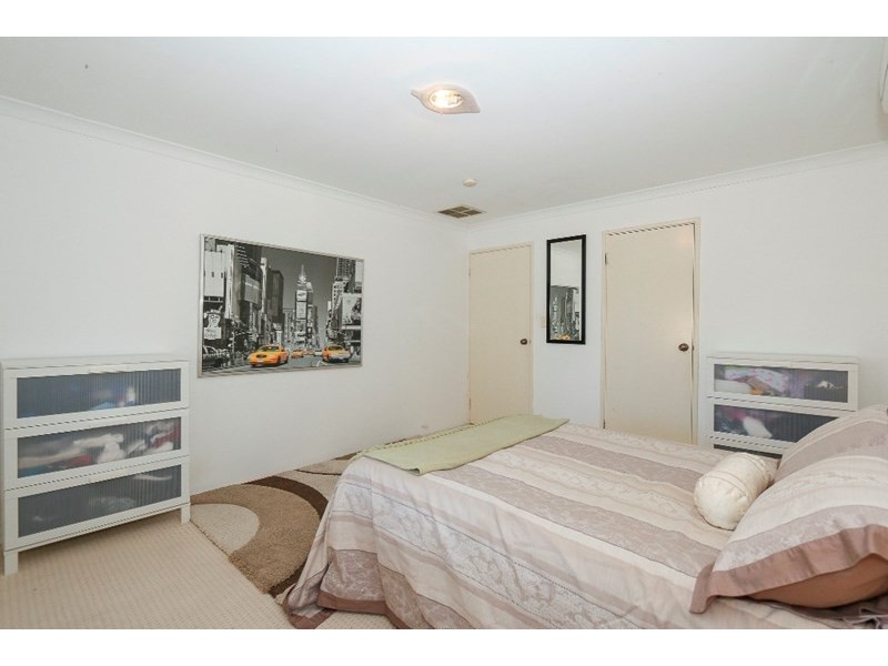 6 Hynes Court, Huntingdale WA 6110