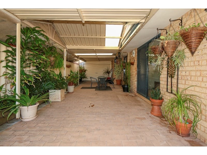 6 Hynes Court, Huntingdale WA 6110