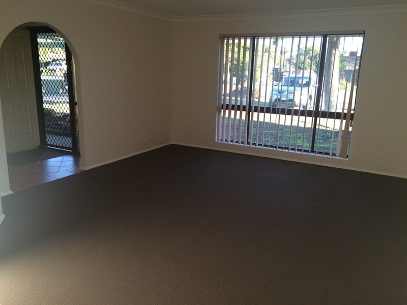 7 Rive Place, Thornlie WA 6108