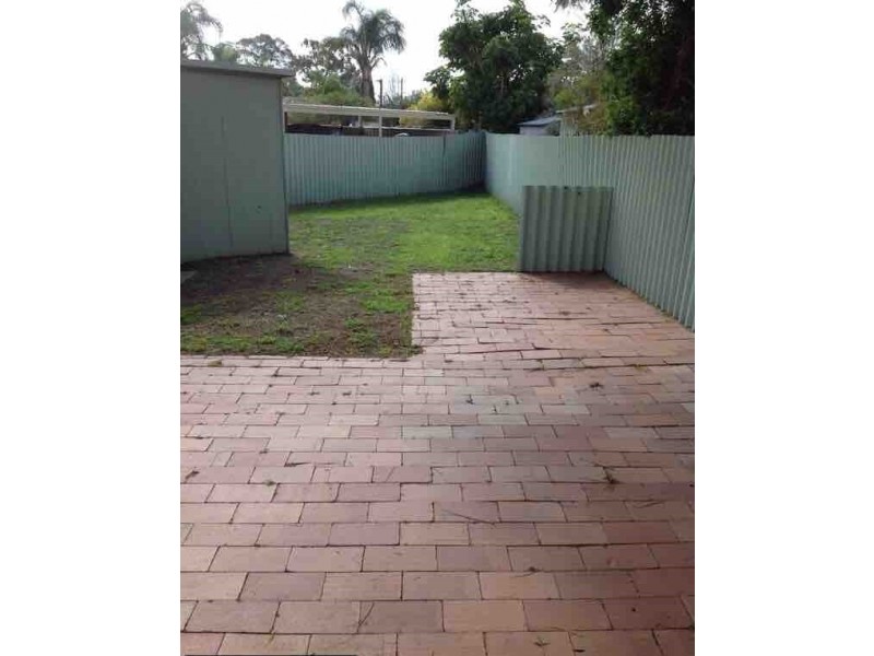 7 Rive Place, Thornlie WA 6108