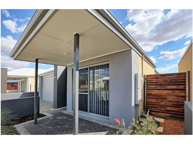 15 Casitas Street, Champion Lakes WA 6111