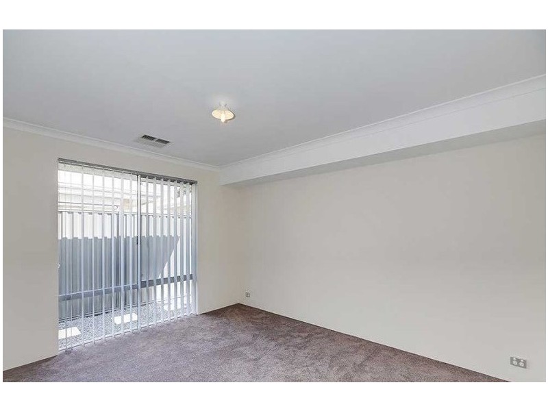 15 Casitas Street, Champion Lakes WA 6111