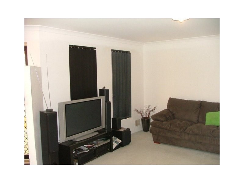 15 Edinbugh Road, Seville Grove WA 6112