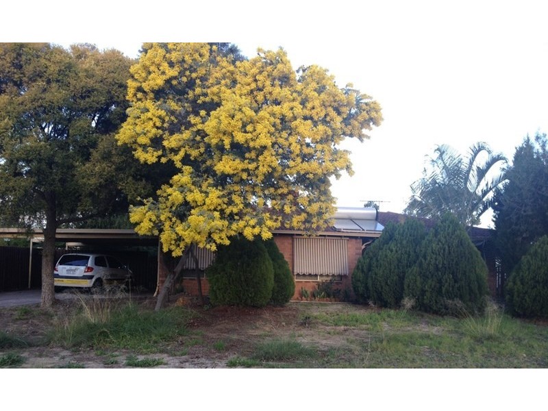 6 Valkyrie Place, Gosnells WA 6110