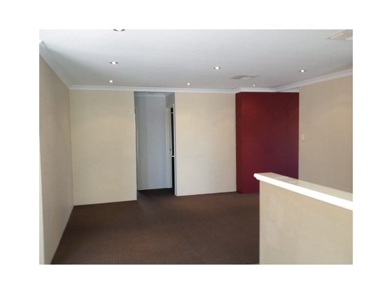 11 Kinnear Trail, Byford WA 6122