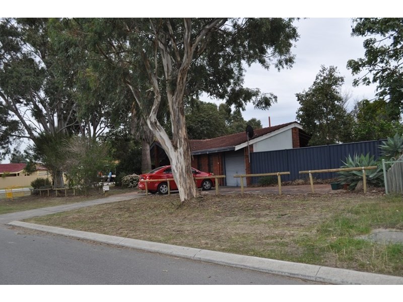 2 Cedar Way, Maddington WA 6109