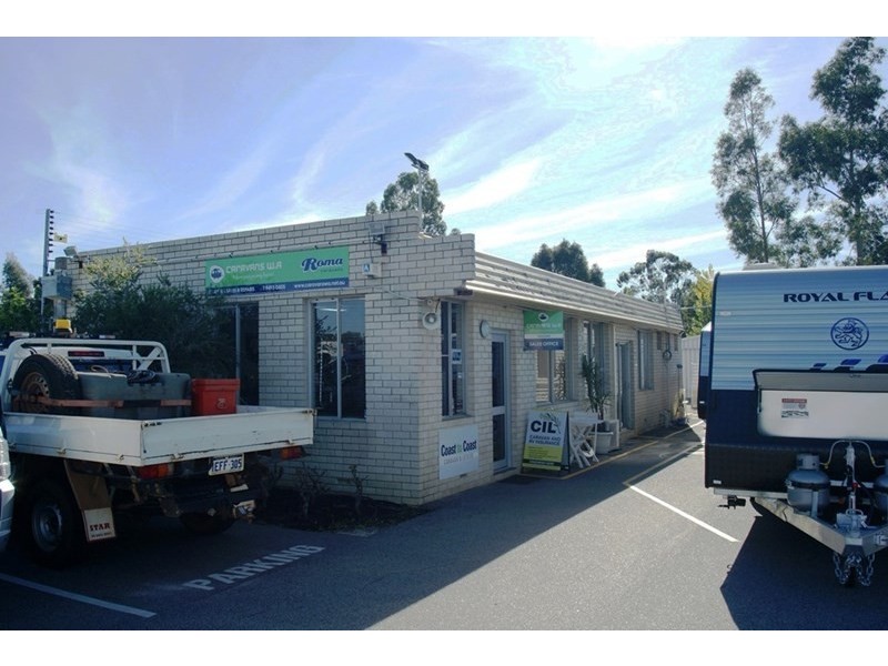 1922 ALBANY Highway, Maddington WA 6109