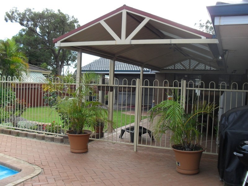 95 Agincourt Drive, Forrestfield WA 6058