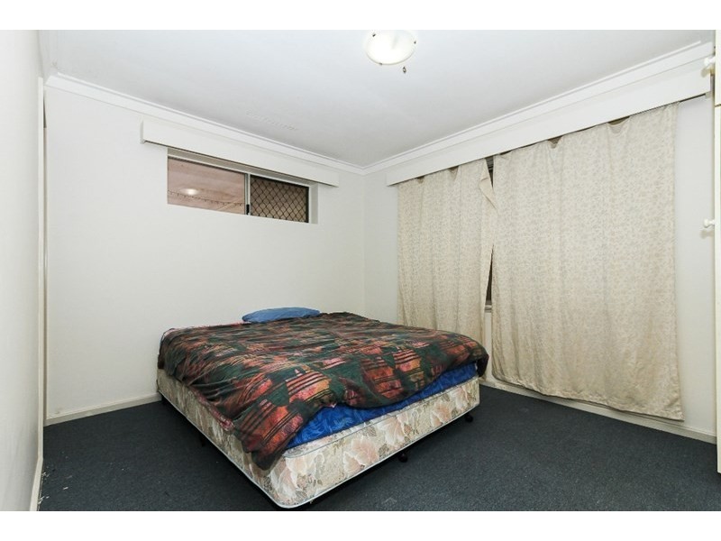 19 Coachwood Way, Maddington WA 6109