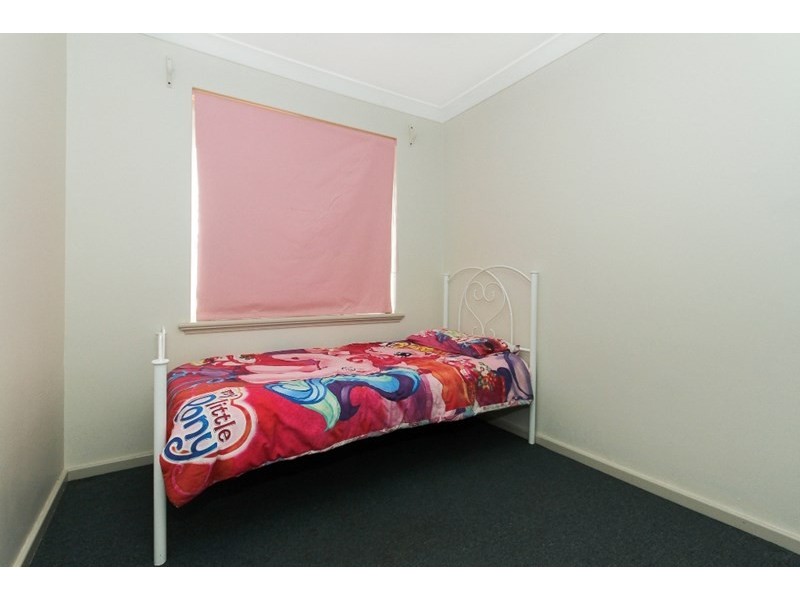 19 Coachwood Way, Maddington WA 6109