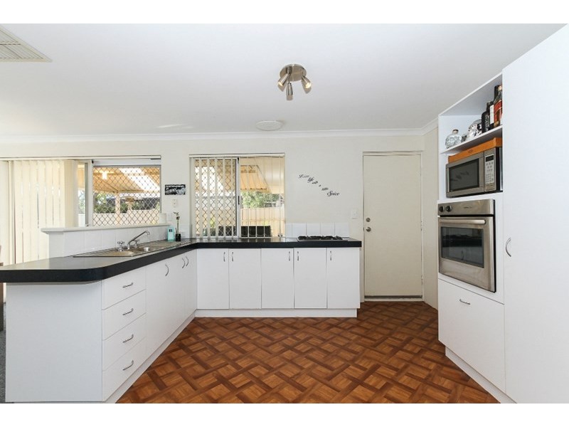 22 Mariana Close, Maddington WA 6109