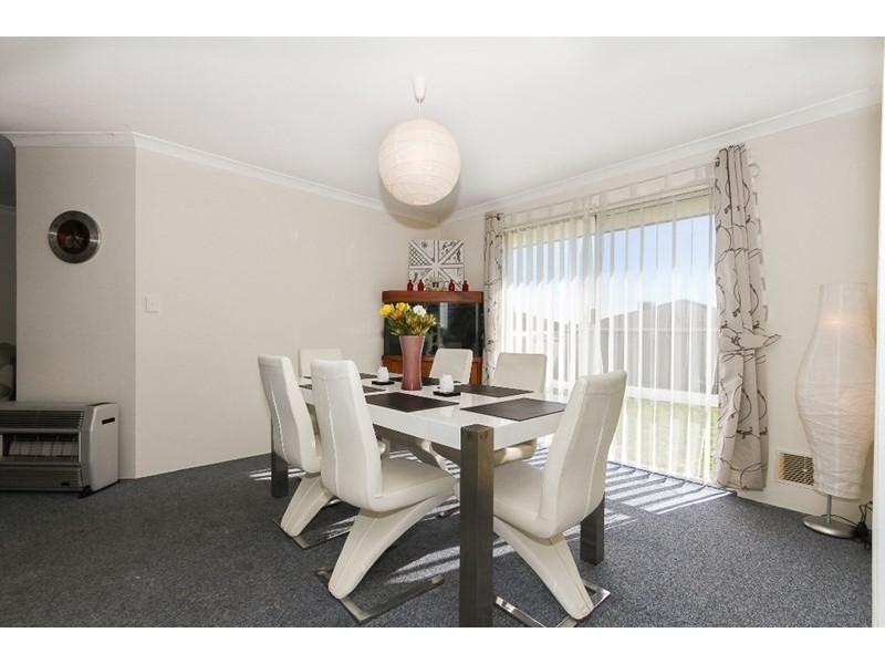 22 Mariana Close, Maddington WA 6109