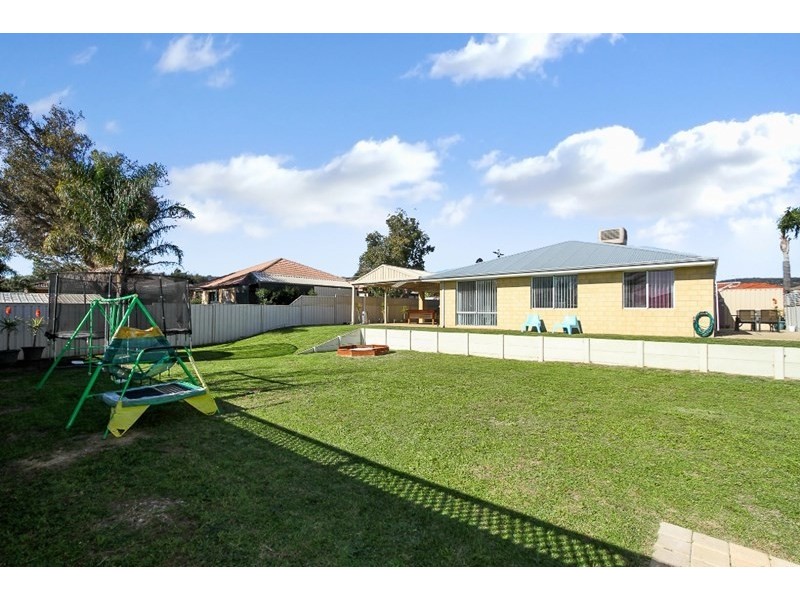 22 Mariana Close, Maddington WA 6109