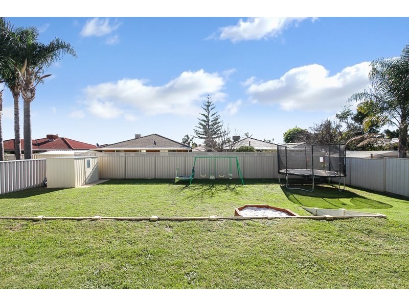 22 Mariana Close, Maddington WA 6109