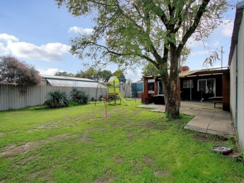 13 Barcombe Way, Gosnells WA 6110