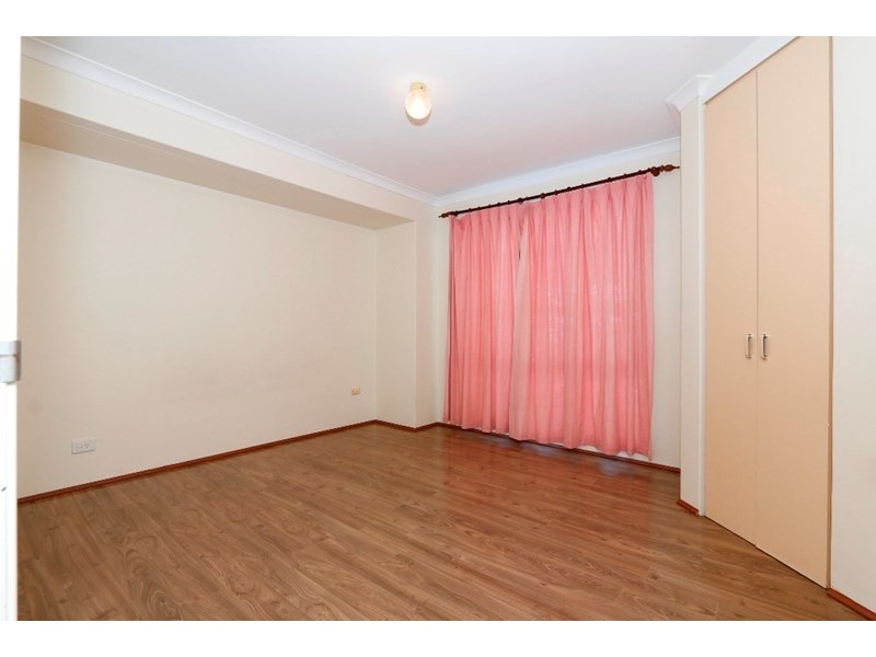 25 Sayer Crescent, Gosnells WA 6110