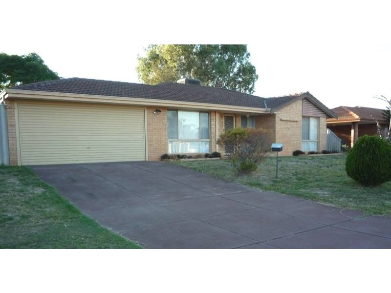 25 Sayer Crescent, Gosnells WA 6110