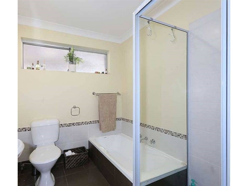 10 Coral Street, Martin WA 6110