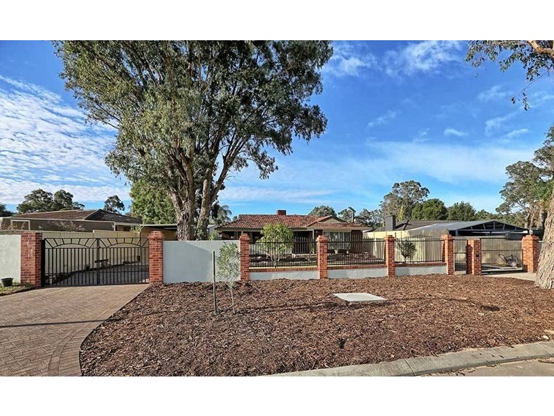 10 Coral Street, Martin WA 6110