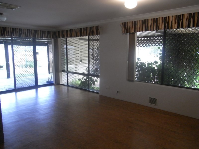 43 Kenwick Road, Kenwick WA 6107