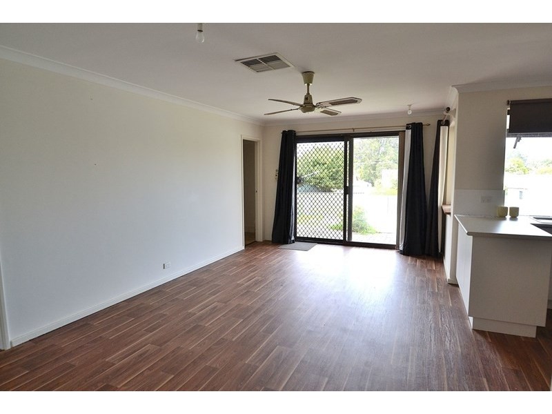 45 Ravenscroft Way, Kelmscott WA 6111