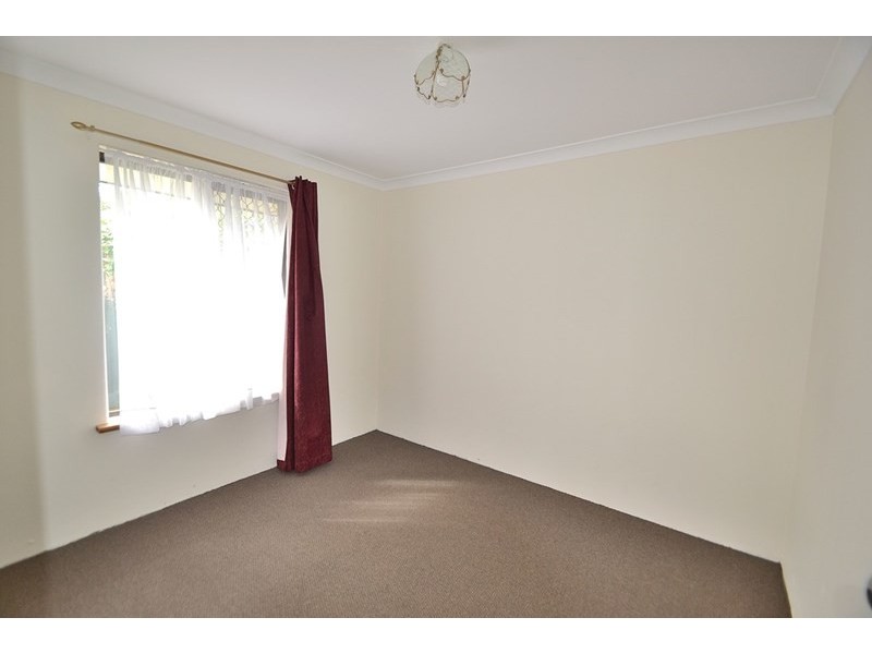 45 Ravenscroft Way, Kelmscott WA 6111