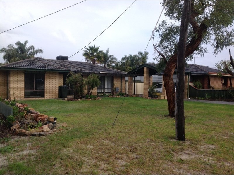 45 Ravenscroft Way, Kelmscott WA 6111