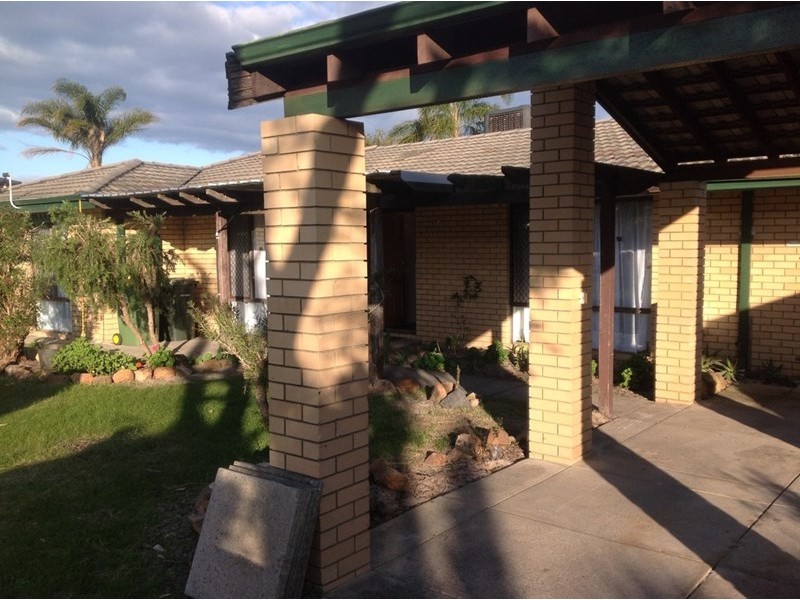 45 Ravenscroft Way, Kelmscott WA 6111