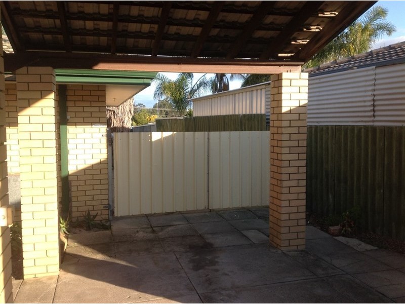 45 Ravenscroft Way, Kelmscott WA 6111