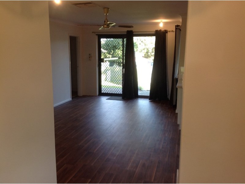 45 Ravenscroft Way, Kelmscott WA 6111