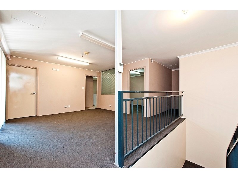8/13 Blackburn Street, Maddington WA 6109