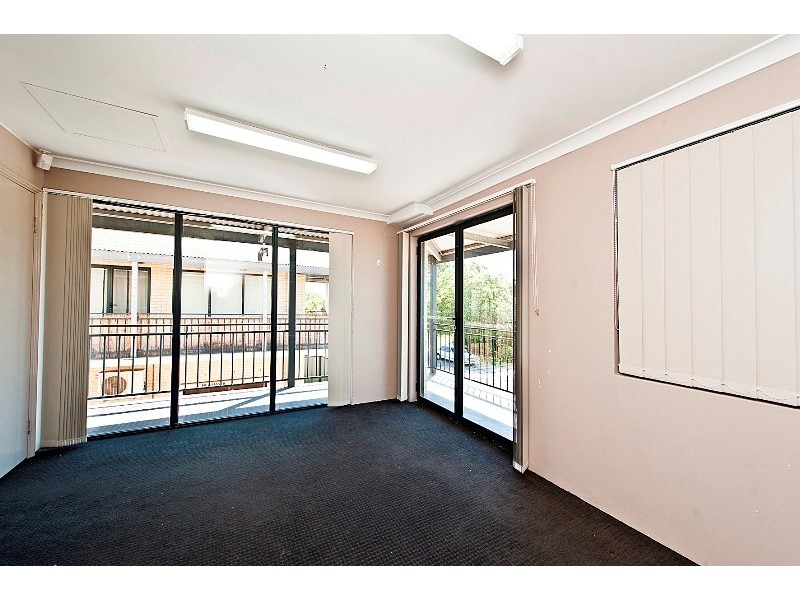 8/13 Blackburn Street, Maddington WA 6109